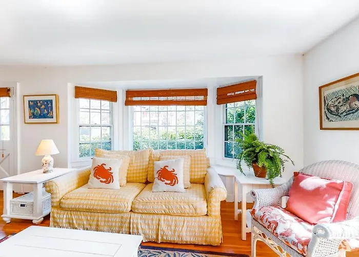 Edgartown Cozy Corner
